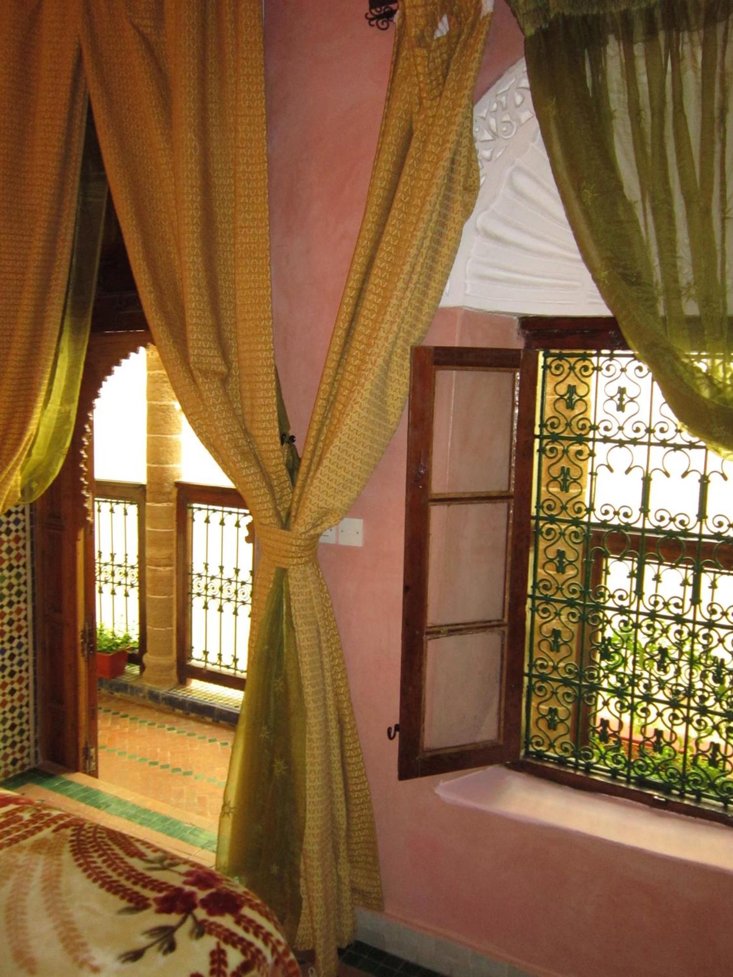 Dar Aida Hotel ราบัต ภายนอก รูปภาพ